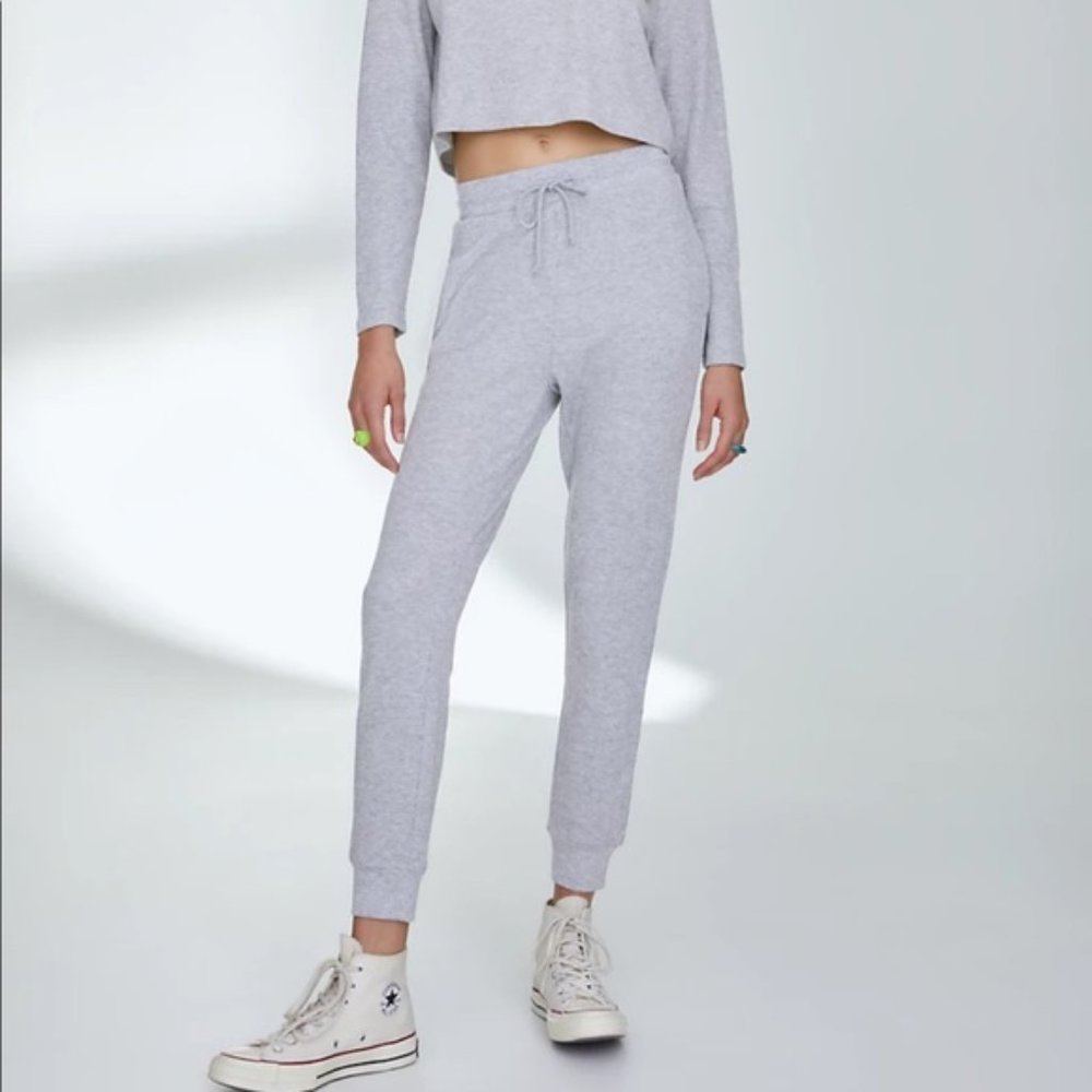 Aritzia Sunday Best Baby Waffle Joggers